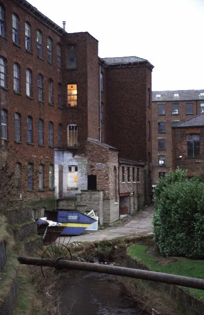 Warp and Weft of Yesterday: The British Mills Rescuing Fabrics That Nearly Vanished Forever