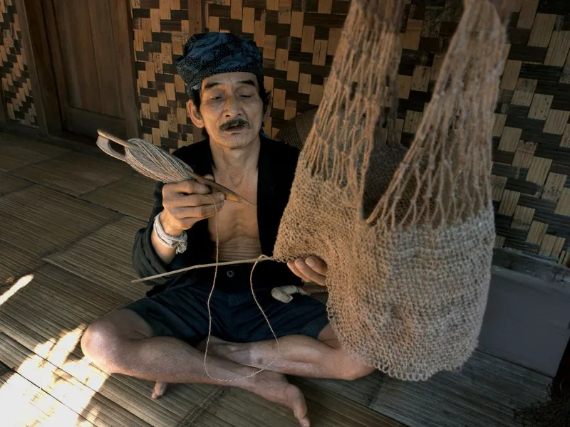 Willow, Rush, and Cane: The Ancient British Craft That's Quietly Reinventing the Fashion Accessory